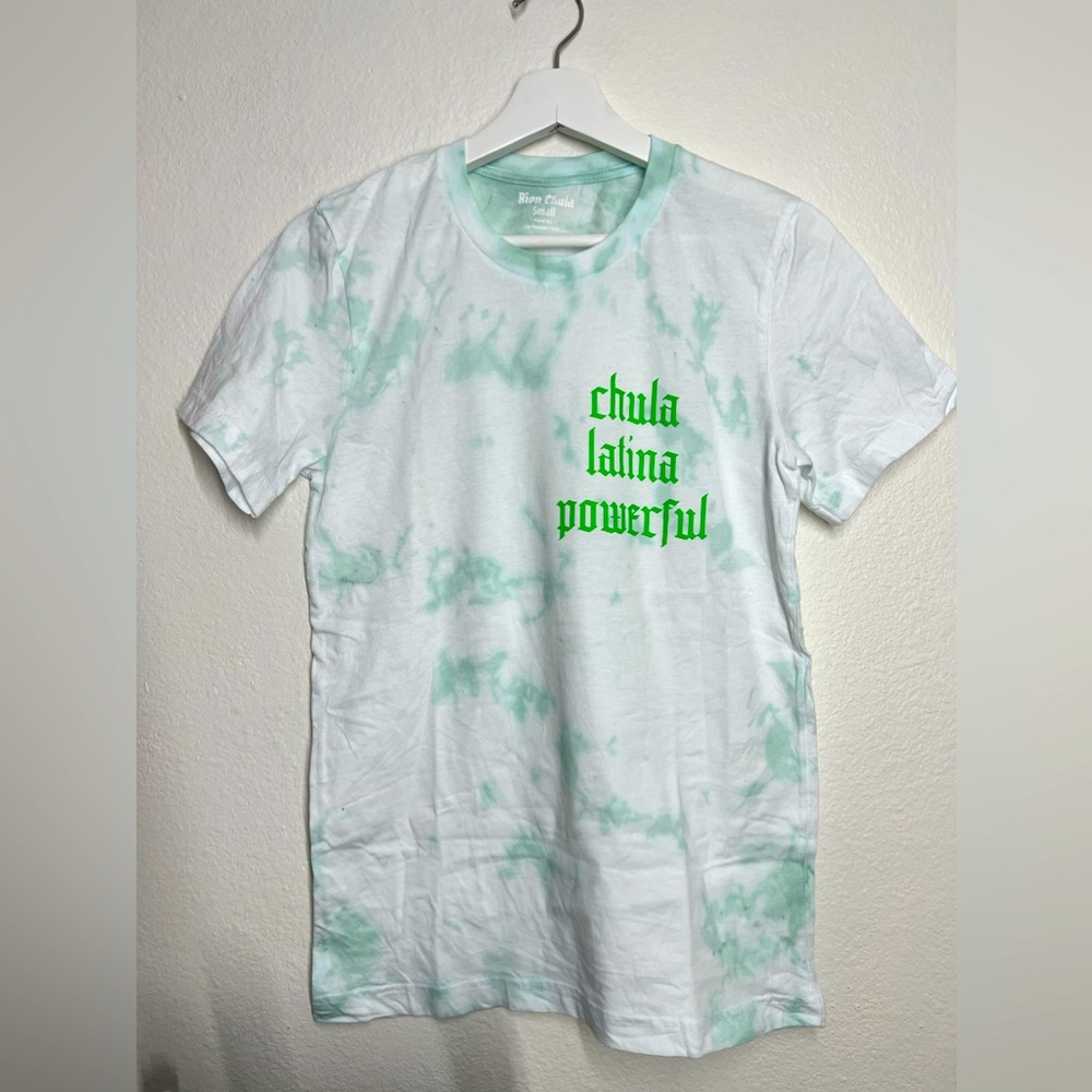 Chula Latina Powerful Shirt - Picture 2 of 3